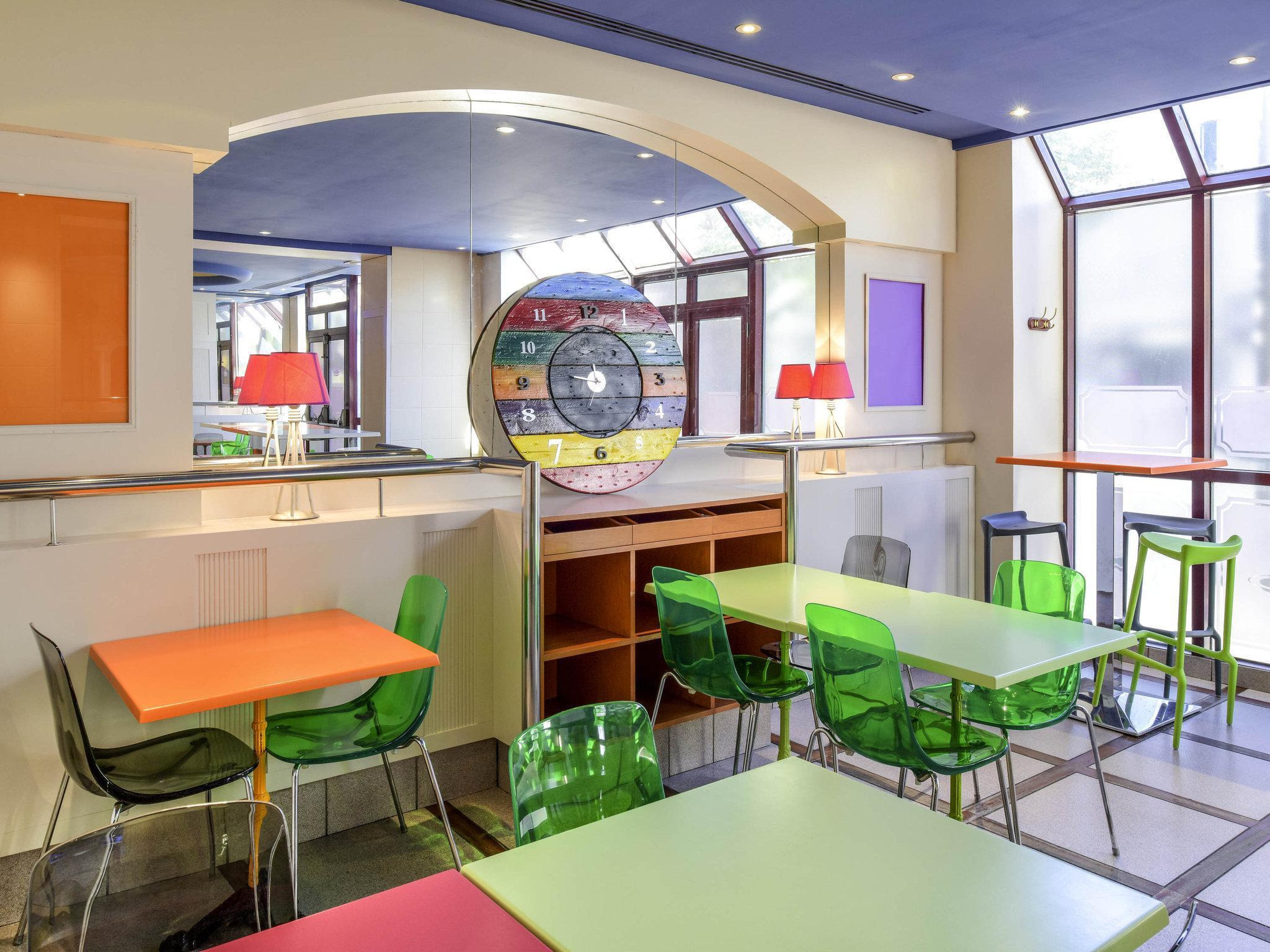 Hotel ibis Styles Bordeaux Gare Saint-Jean Extérieur photo